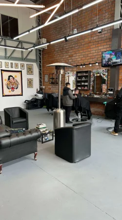 Collab Barbearia parte interna foto do ambiente
